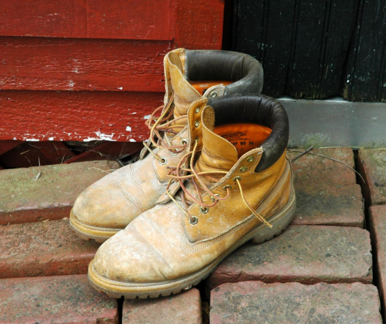 Tradies: Your Best Safety Boot Selection Guide – My FootDr