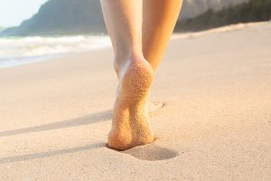 plantar fasciitis walking barefoot help